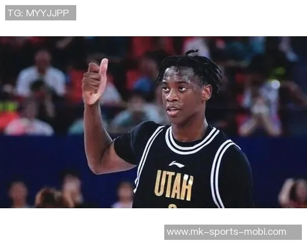 迪班萨43分生涯之夜球裤裁剪成独一无二球星卡售价引发关注