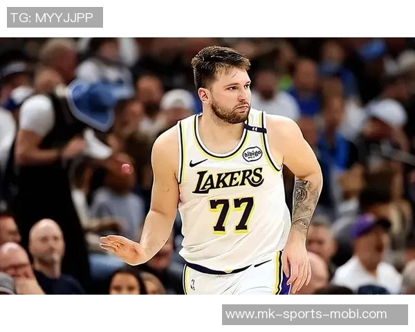NBA赛季精彩回顾东契奇助湖人轻取76人勇士遭公牛逆袭开拓者力战灰熊展现韧性 NBA赛季精彩回顾东契奇助湖人轻取76人勇士遭公牛逆袭开拓者力战灰熊展现韧性