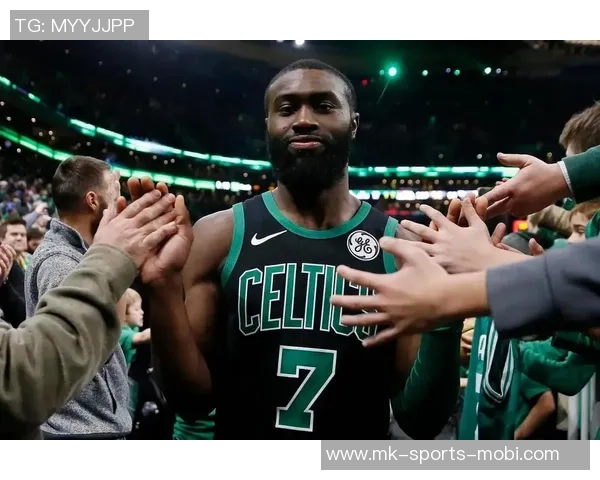 明天凯尔特人对阵骑士杰伦布朗伤病管理预计将参加比赛 明天凯尔特人对阵骑士杰伦布朗伤病管理预计将参加比赛